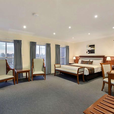 Best Western Plus Buckingham International Мурабин Екстериор снимка