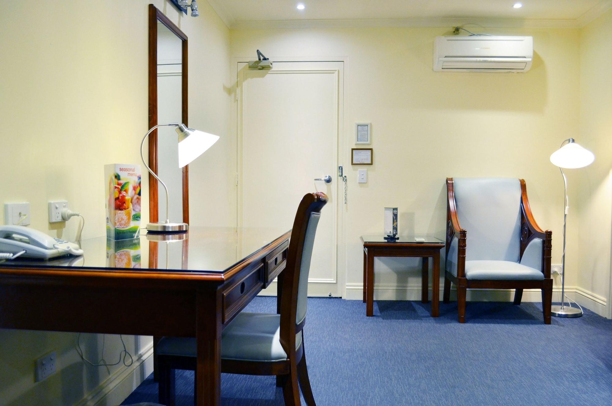 Best Western Plus Buckingham International Мурабин Екстериор снимка