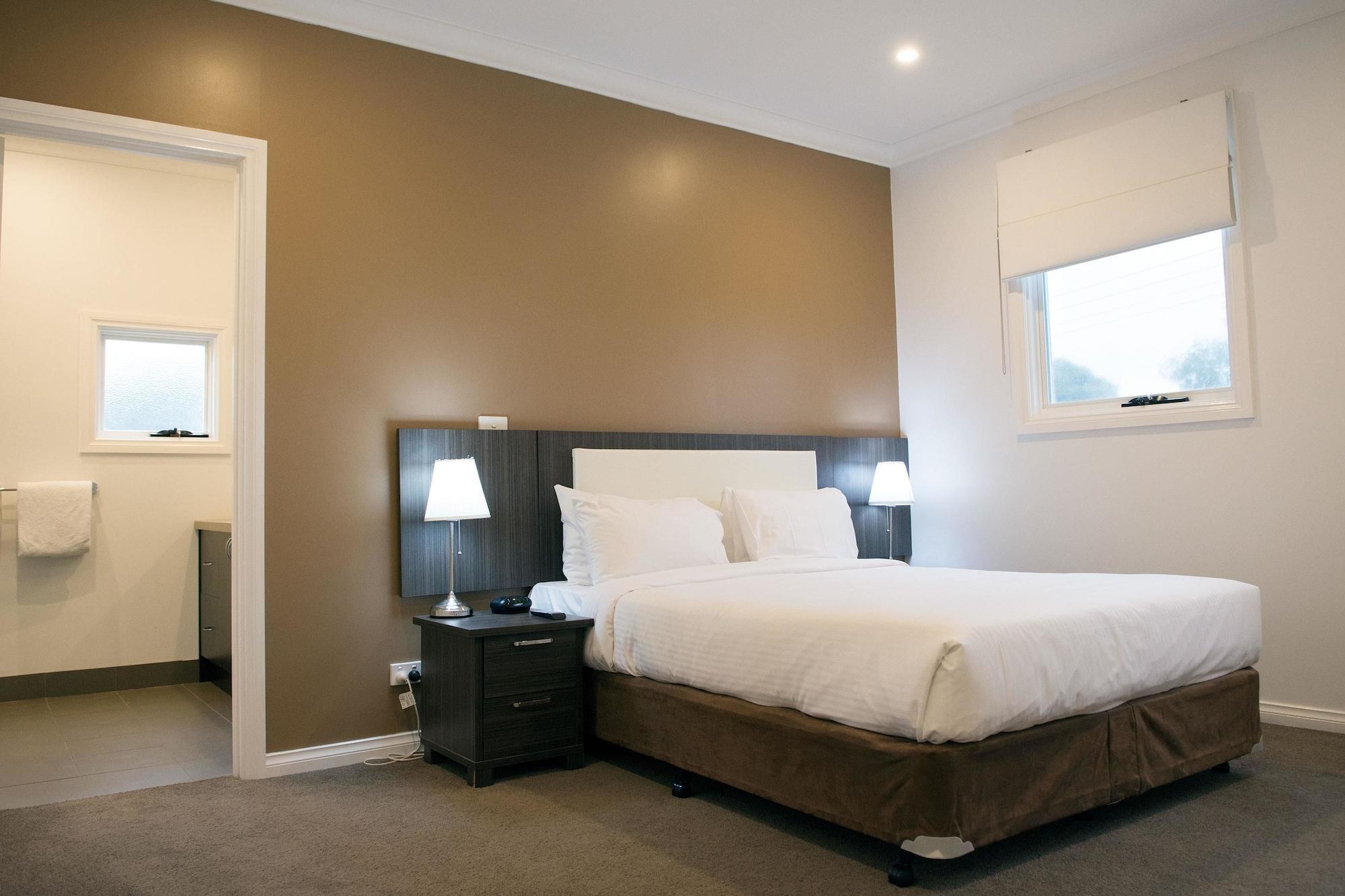 Best Western Plus Buckingham International Мурабин Екстериор снимка