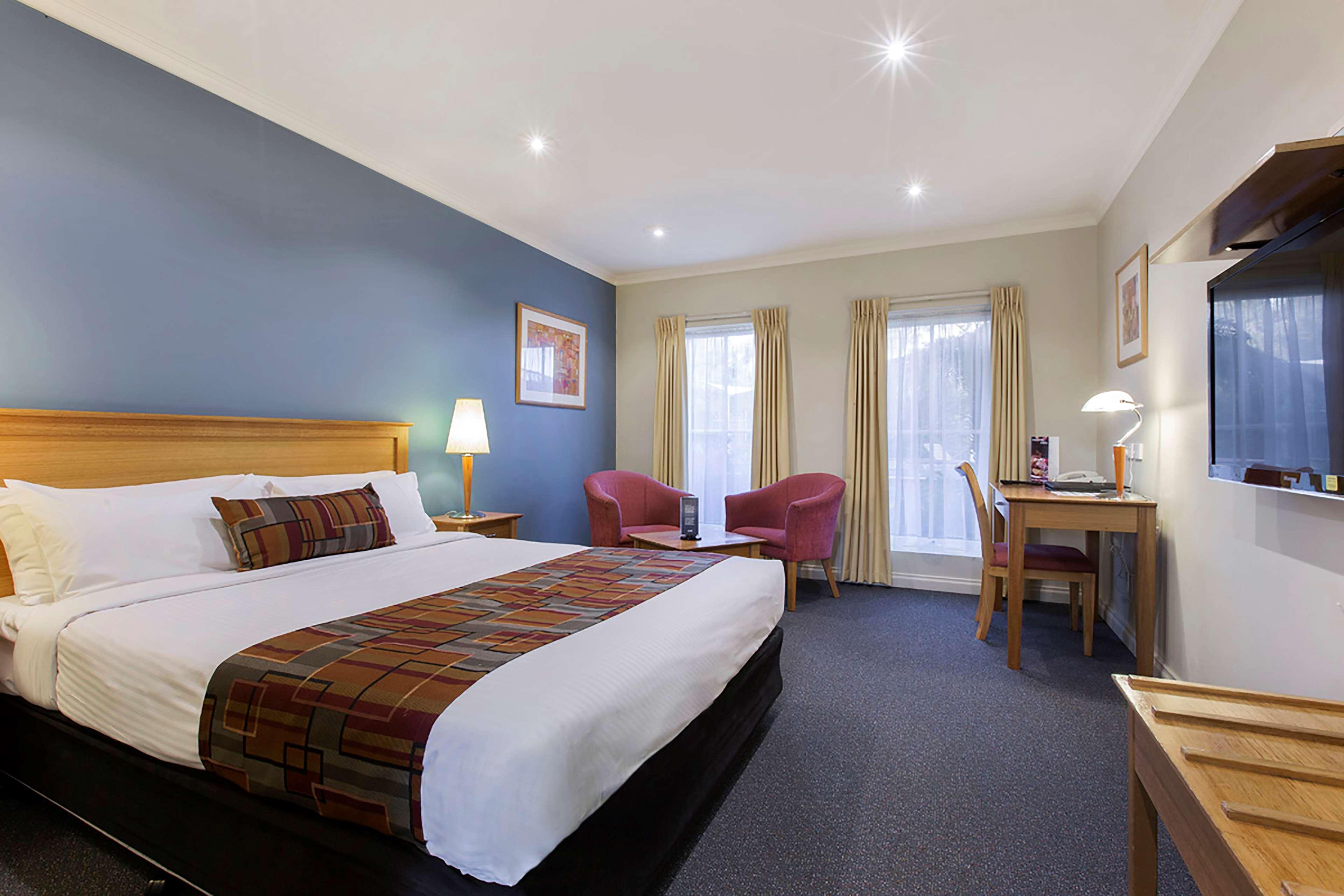 Best Western Plus Buckingham International Мурабин Екстериор снимка