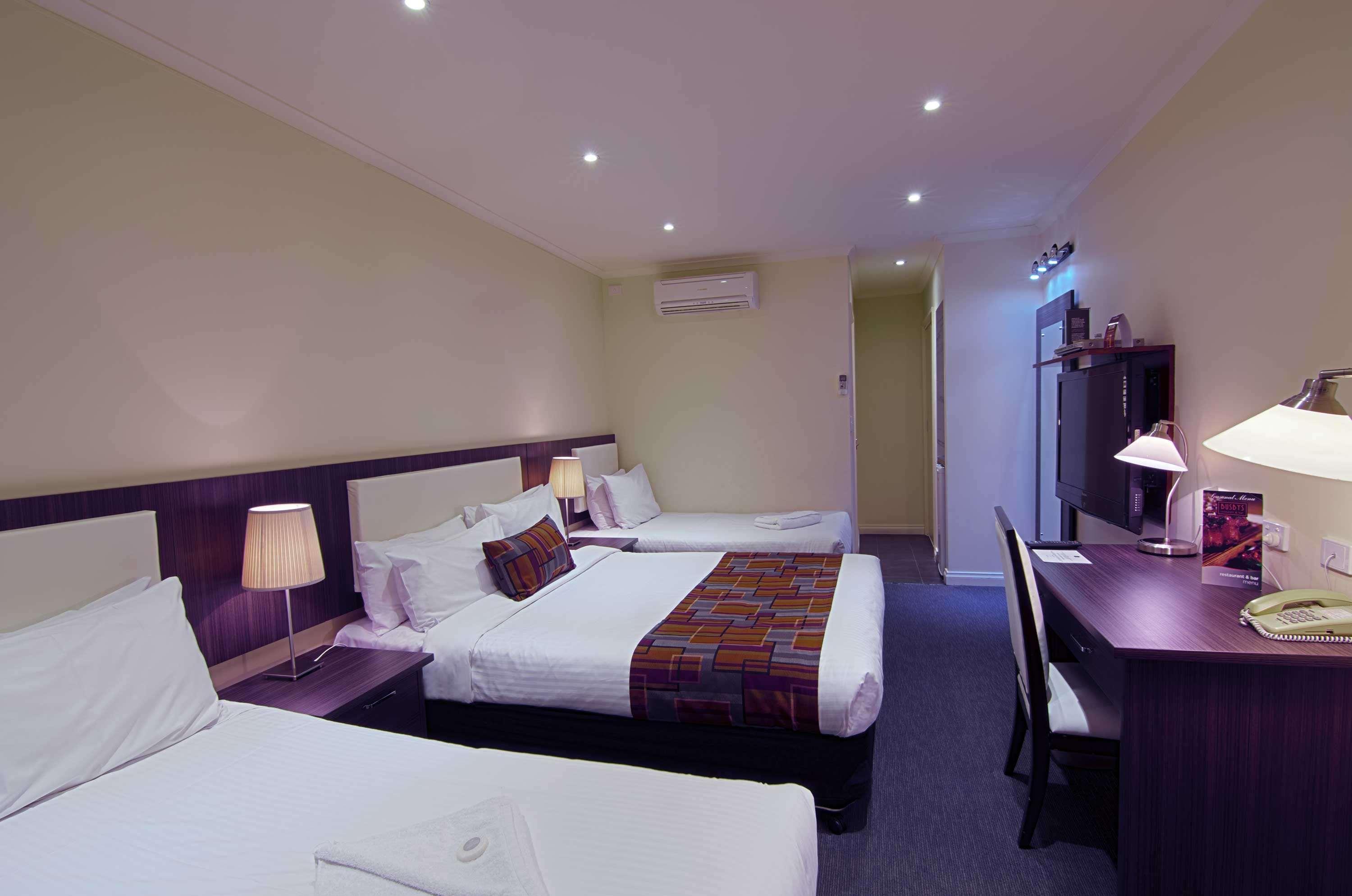 Best Western Plus Buckingham International Мурабин Екстериор снимка