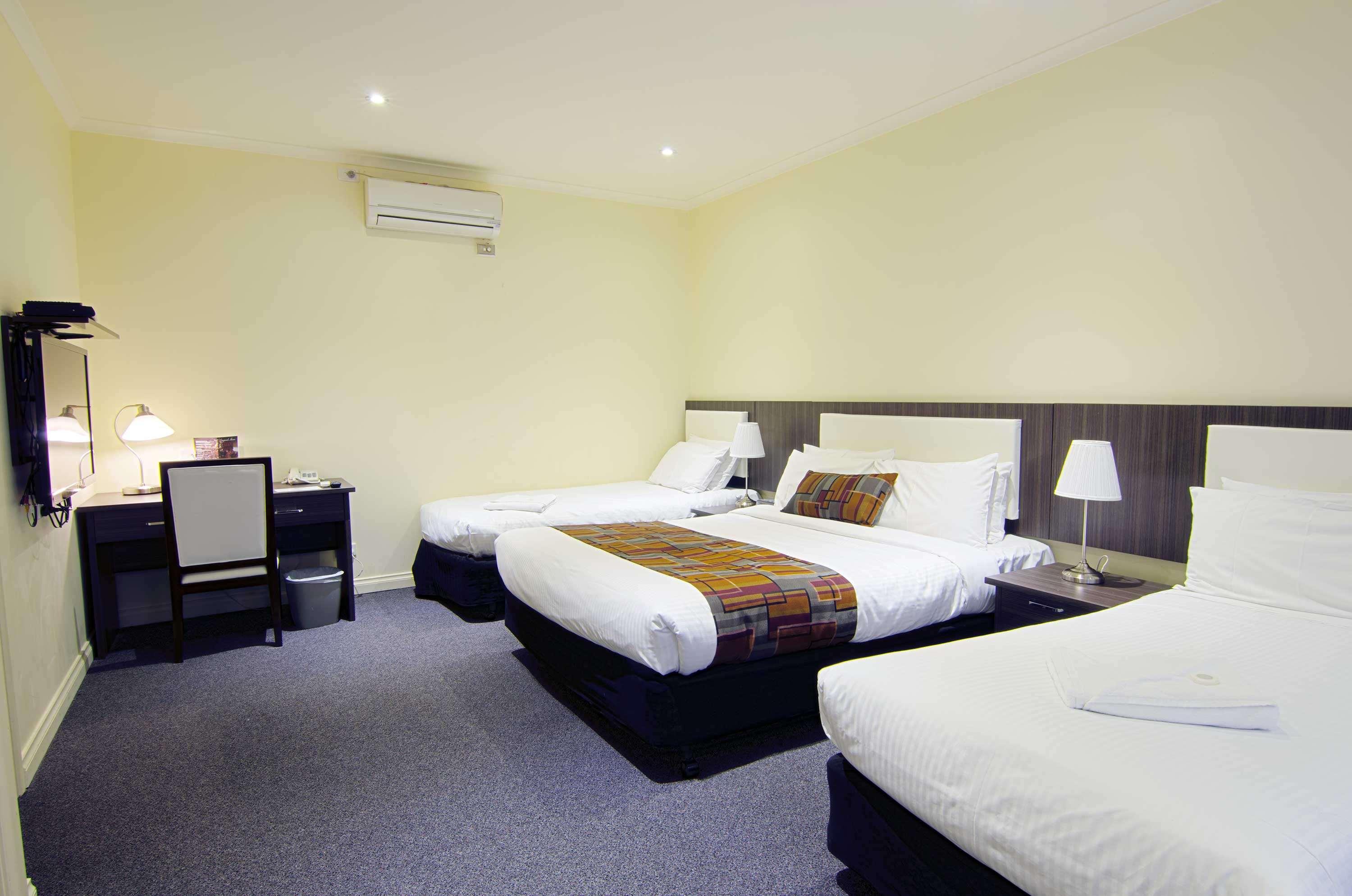 Best Western Plus Buckingham International Мурабин Екстериор снимка