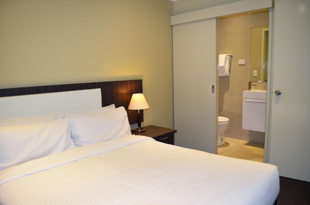 Best Western Plus Buckingham International Мурабин Екстериор снимка